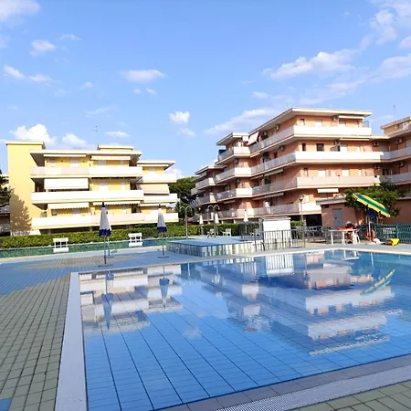 Valbella Apartment *