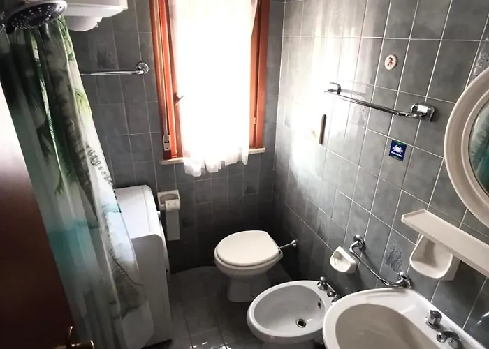 Valbella Apartment *